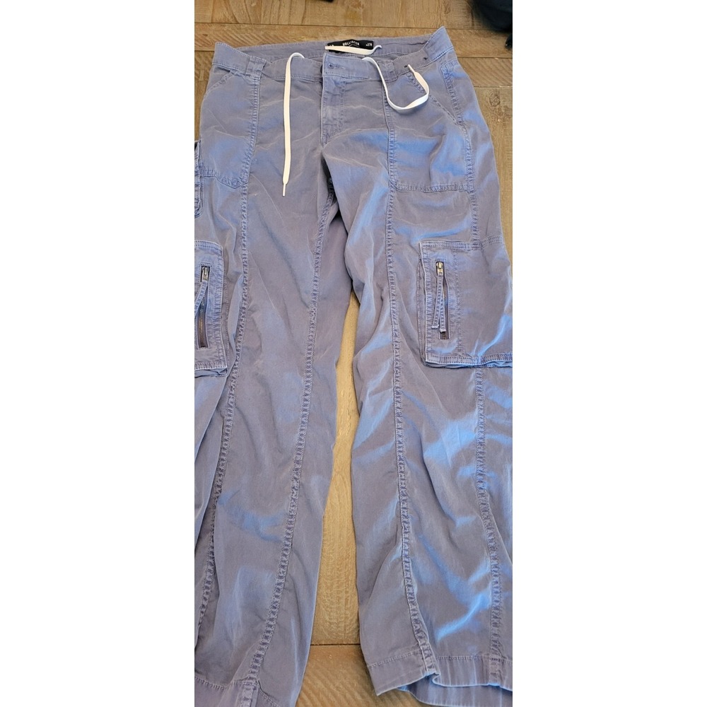 Hollister Woman's Blue Relaxed Boot‎ Cargo Style Pants 4r 27x29